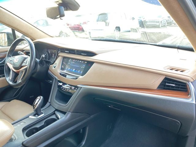 2019 Cadillac XT5 Platinum