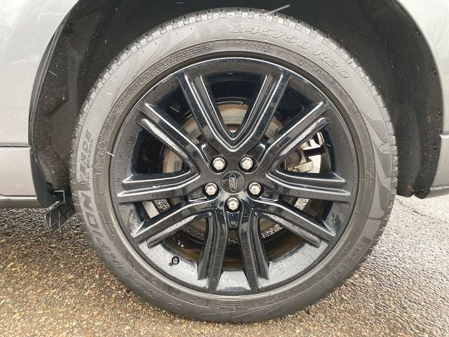 2022 Ford Edge ST Line