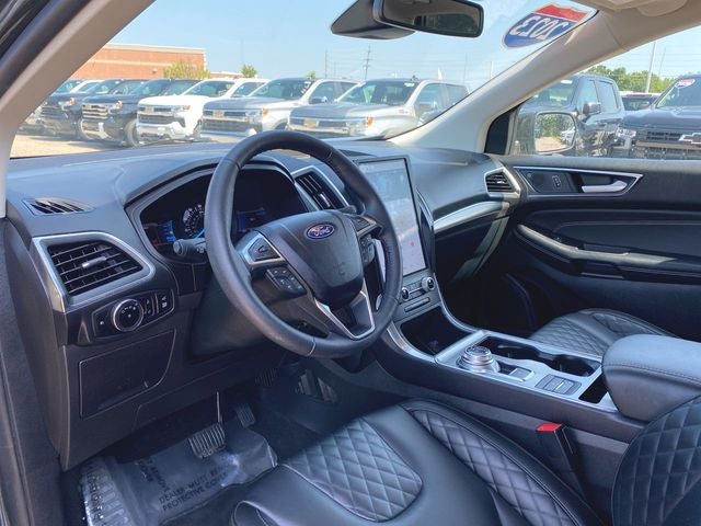 2023 Ford Edge Titanium