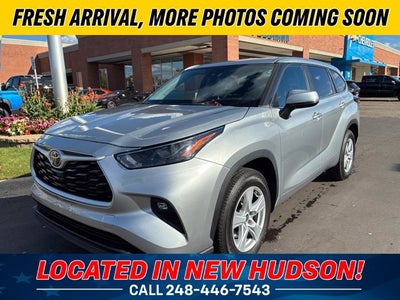 2024 Toyota Highlander LE