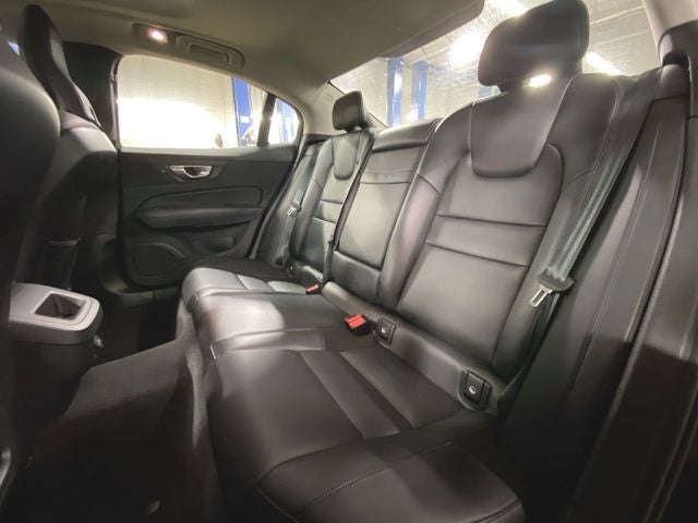 2024 Volvo S60 B5 Core Dark Theme