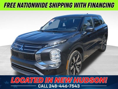 2025 Mitsubishi Outlander SE