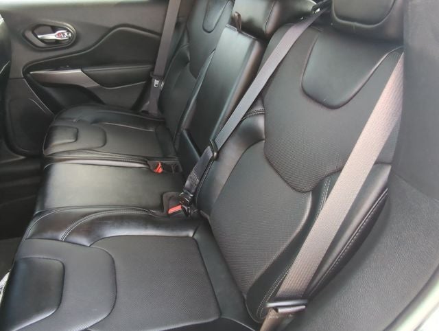2022 Jeep Cherokee Latitude Lux 4x4