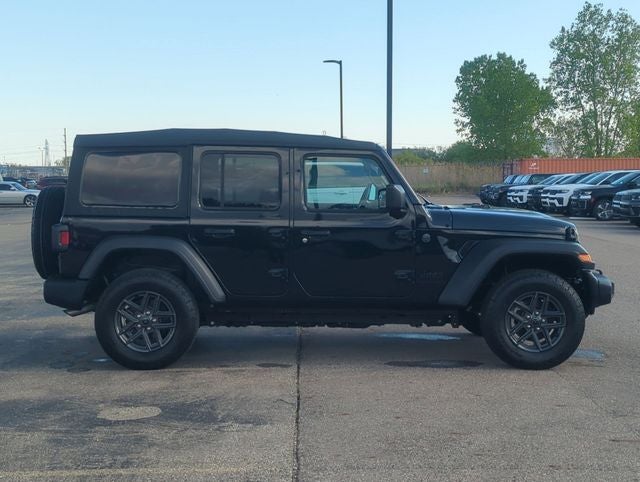 2025 Jeep Wrangler 4-Door Summit 4x4