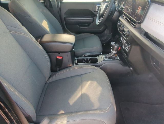 2025 Jeep Wrangler 4-Door Summit 4x4