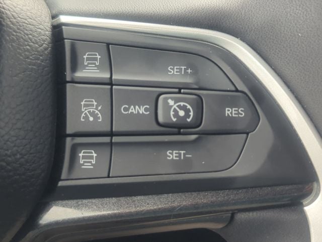 2023 Jeep Grand Cherokee L Altitude 4x4
