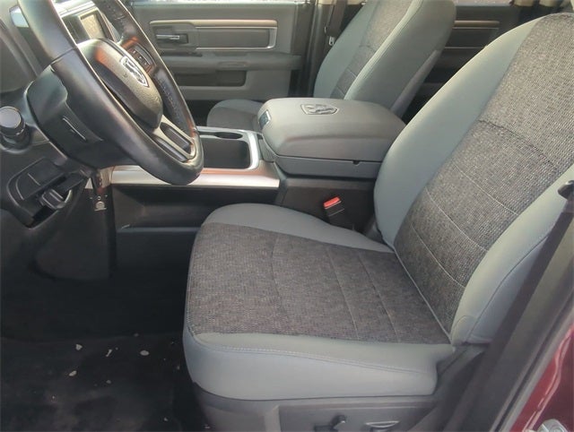 2018 RAM 1500 Big Horn Crew Cab 4x4 5'7' Box