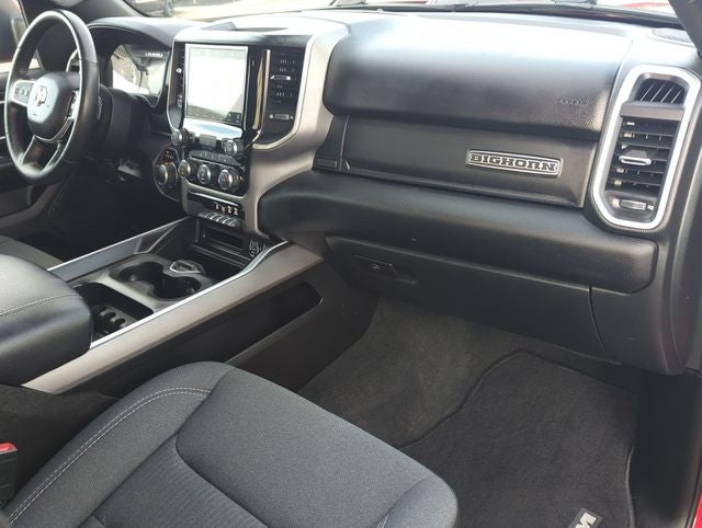 2022 RAM 1500 Big Horn Crew Cab 4x4 5'7' Box
