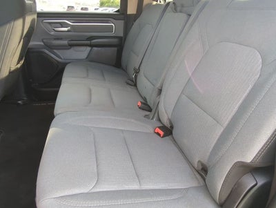 2020 RAM 1500 Big Horn Crew Cab 4x4 5'7' Box