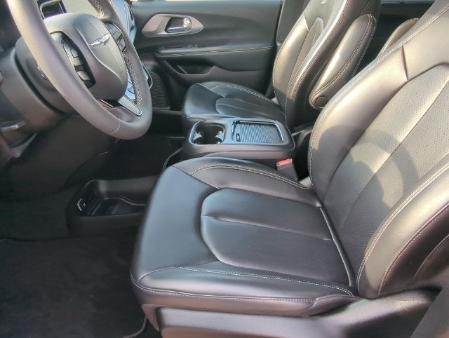 2023 Chrysler Pacifica Touring L AWD