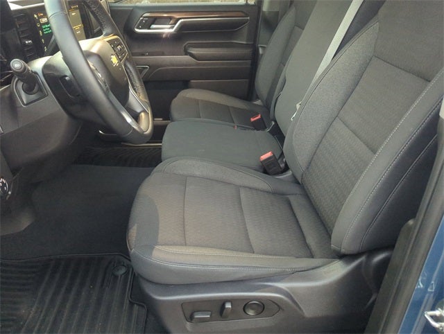 2024 Chevrolet Silverado 1500 4WD Crew Cab Short Bed LT with 2FL