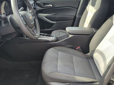 2025 Chevrolet Trax FWD LS