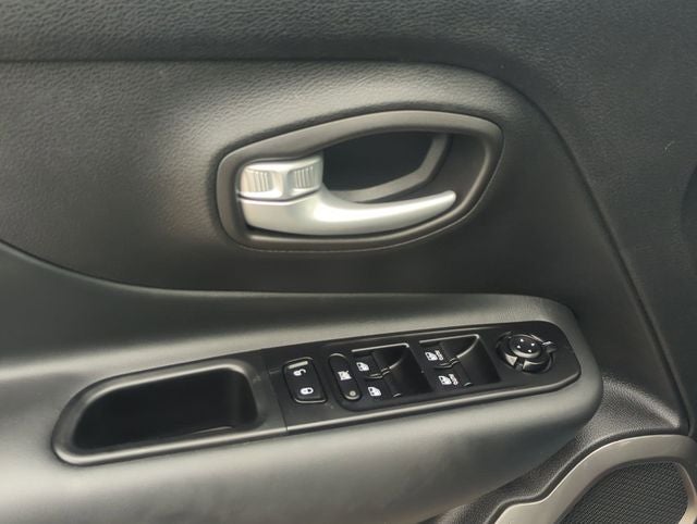 2023 Jeep Renegade Limited 4x4