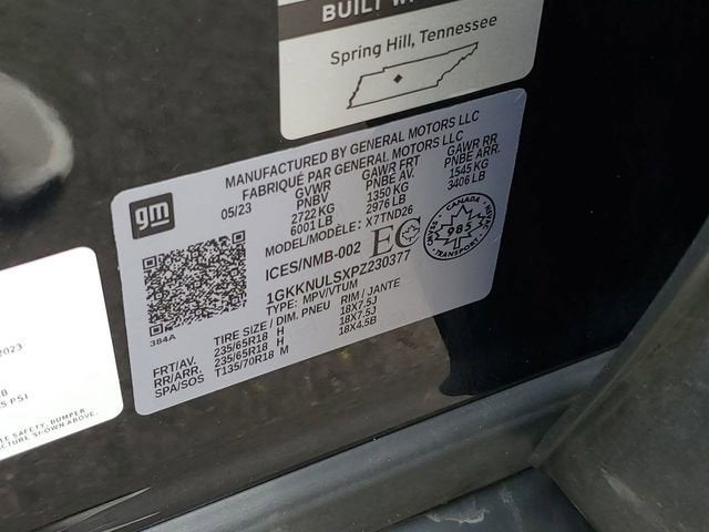 2023 GMC Acadia SLT