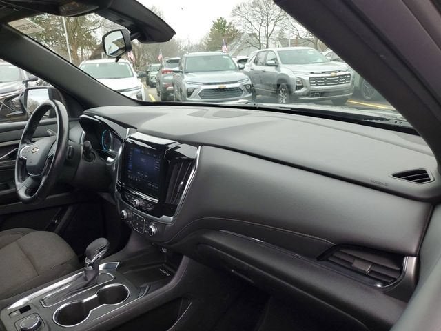 2022 Chevrolet Traverse LT Cloth