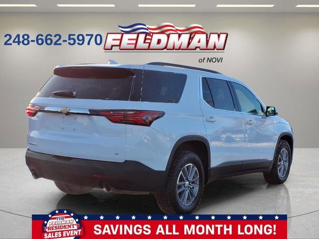 2023 Chevrolet Traverse LT Cloth