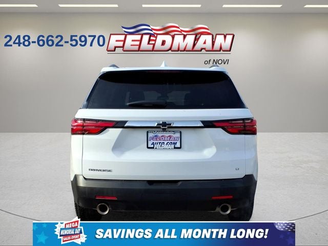 2023 Chevrolet Traverse LT Cloth