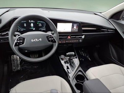 2024 Kia Niro EX Touring