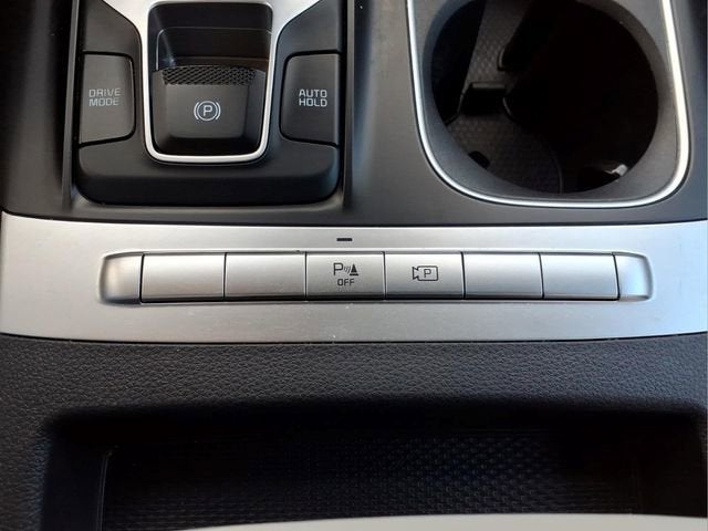 2022 Kia Carnival MPV LX