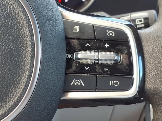 2022 Kia Carnival MPV LX
