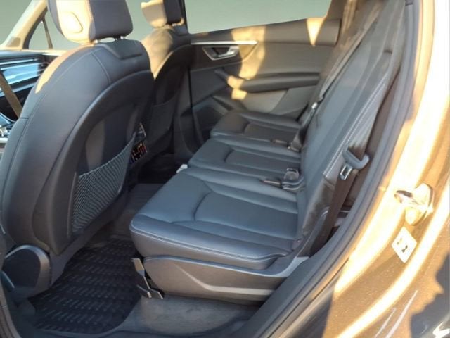 2026 Audi Q7 Premium Plus 55 TFSI quattro tiptronic