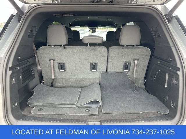 2024 Chevrolet Traverse LS