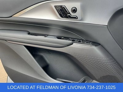 2024 Cadillac LYRIQ Tech