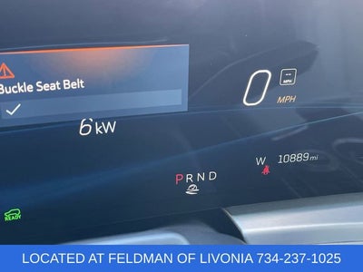 2024 Cadillac LYRIQ Luxury 2