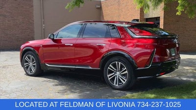 2024 Cadillac LYRIQ Luxury 3