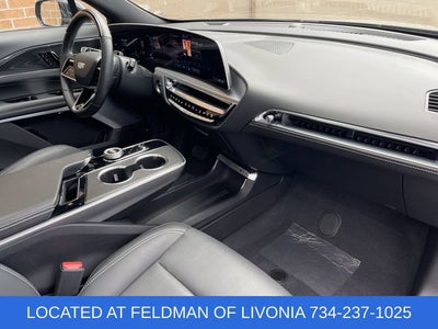 2024 Cadillac LYRIQ Sport 2