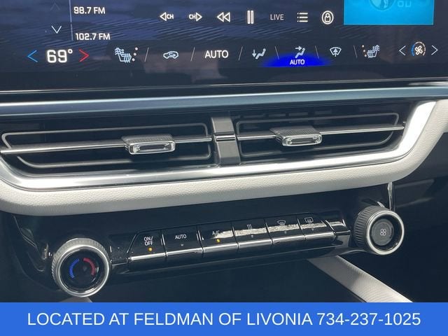 2025 Chevrolet Equinox EV LT