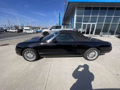 2004 Ford Thunderbird Base