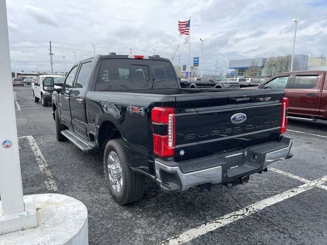 2023 Ford F-350SD Lariat