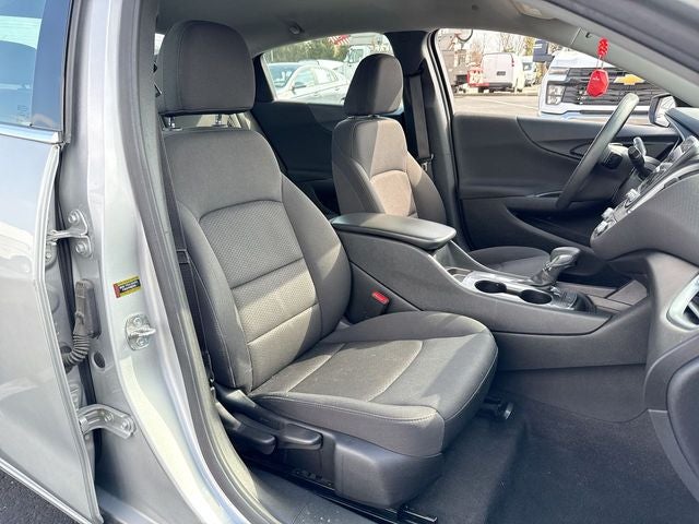 2021 Chevrolet Malibu LS 1FL