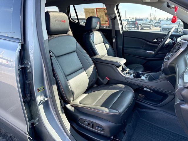 2023 GMC Acadia AT4