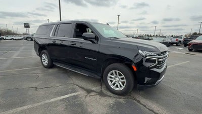 2023 Chevrolet Suburban LT