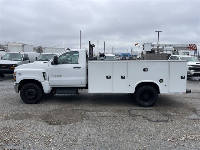 2023 Chevrolet Silverado 4500HD SERVICE BODY