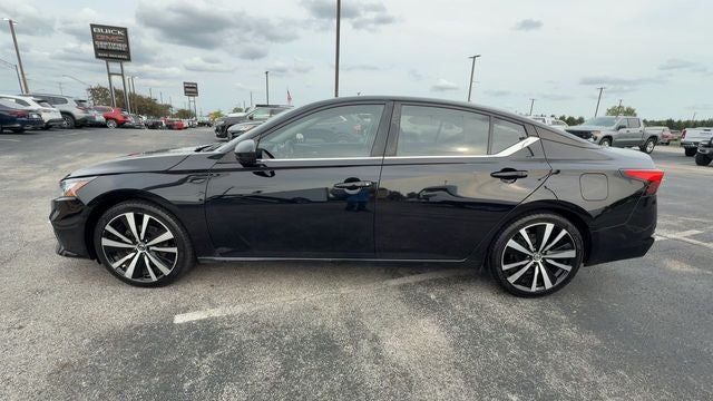 2021 Nissan Altima 2.5 SR