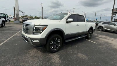 2021 Nissan Titan Platinum Reserve