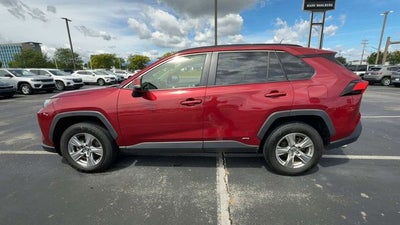 2022 Toyota RAV4 Hybrid XLE