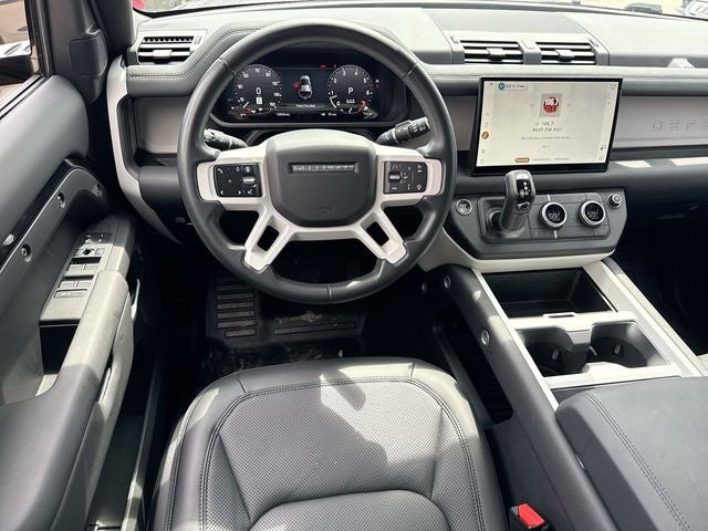 2025 Land Rover Defender 110 S