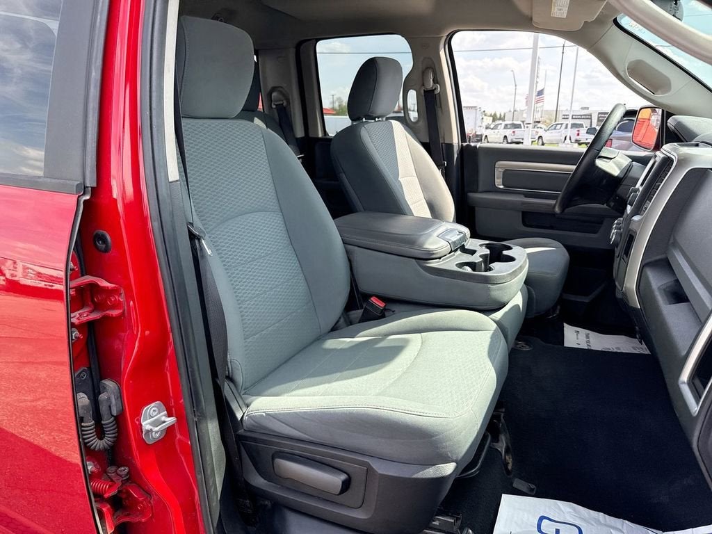 2017 RAM 1500 SLT