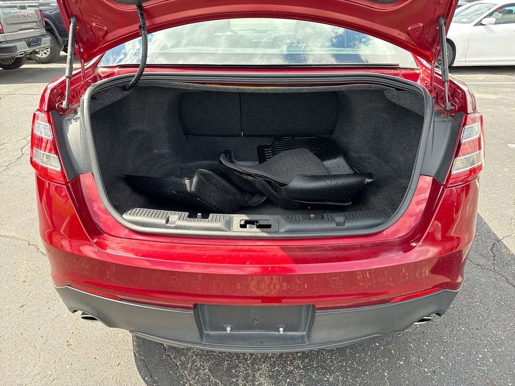 2018 Ford Taurus SEL