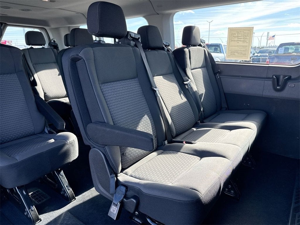2022 Ford Transit Passenger Wagon XL