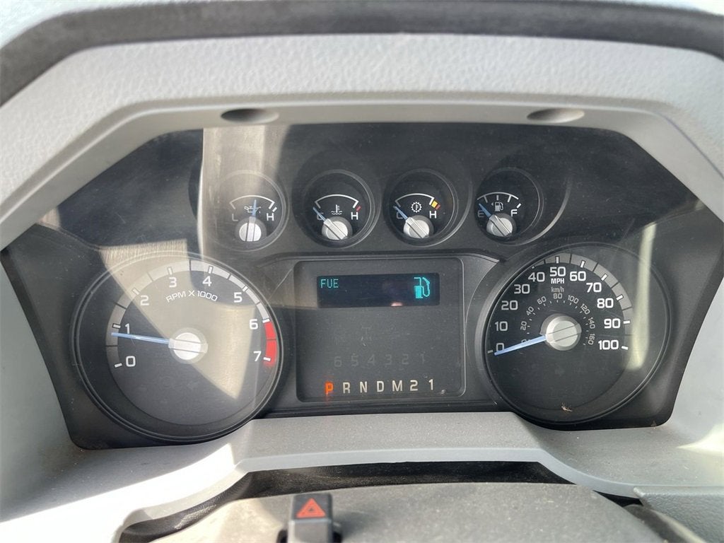 2013 Ford Super Duty F-350 DRW XL