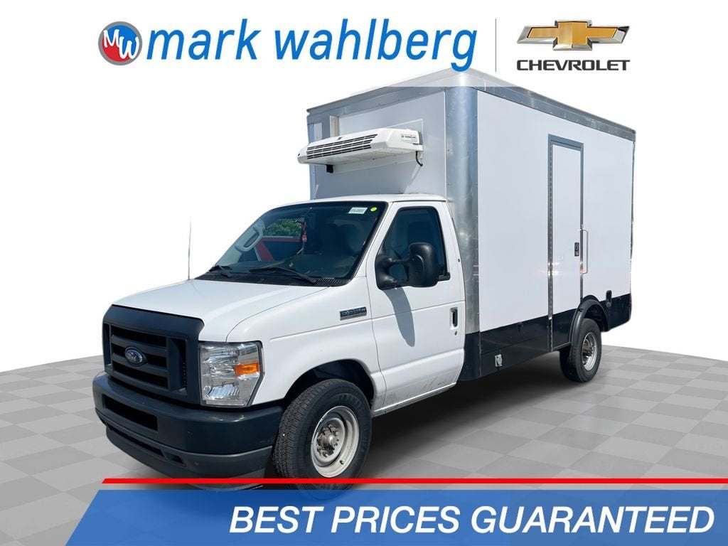 2024 Ford E-Series SRW E-350 Super Duty 138 in WB's photo