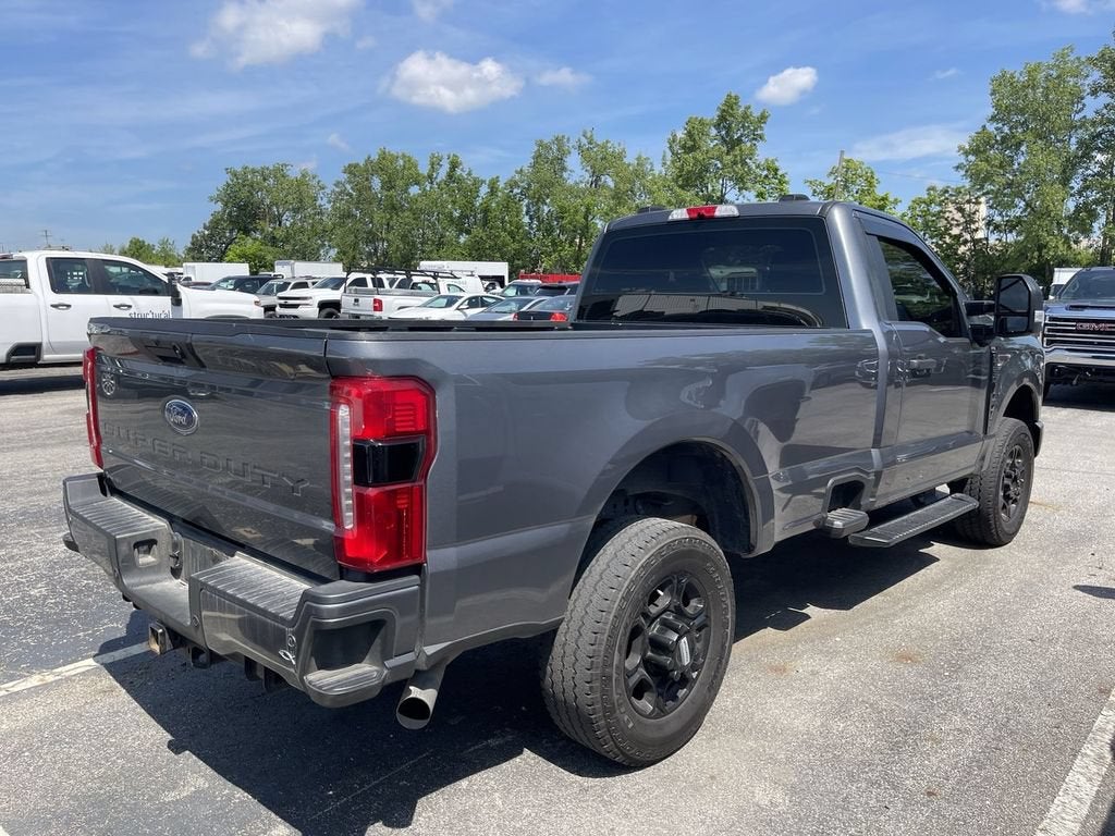 2025 Ford Super Duty F-350 SRW XL