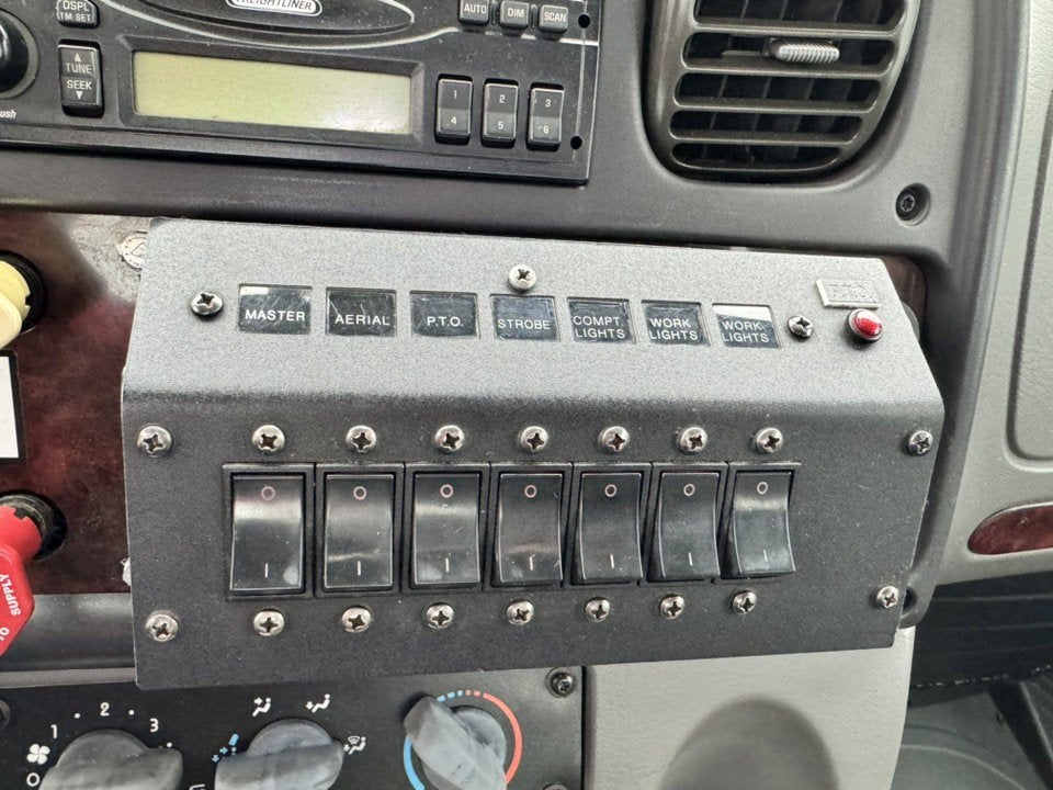 2007 FRT M2106S NA