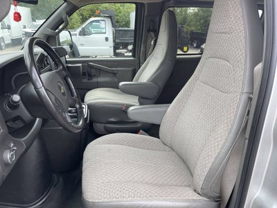 2023 Chevrolet Express Passenger 3500 LS