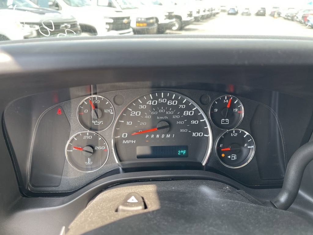 2025 Chevrolet Express Cutaway 3500 1WT